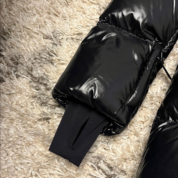 SAM. Long noho quilted down puffer coat. Size xs. Jet. Black. New with tags. - Picture 8 of 10